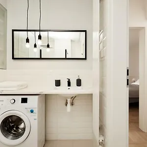 https://algo-apartments.gdanskhotel.org
